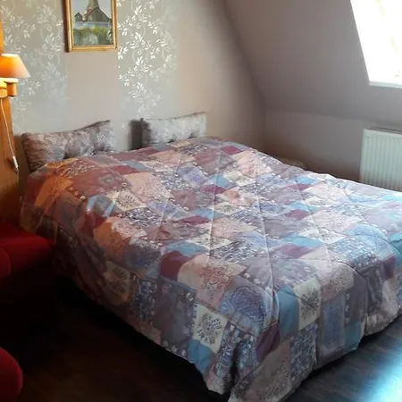 Attila Apartmanhaz Apartament *